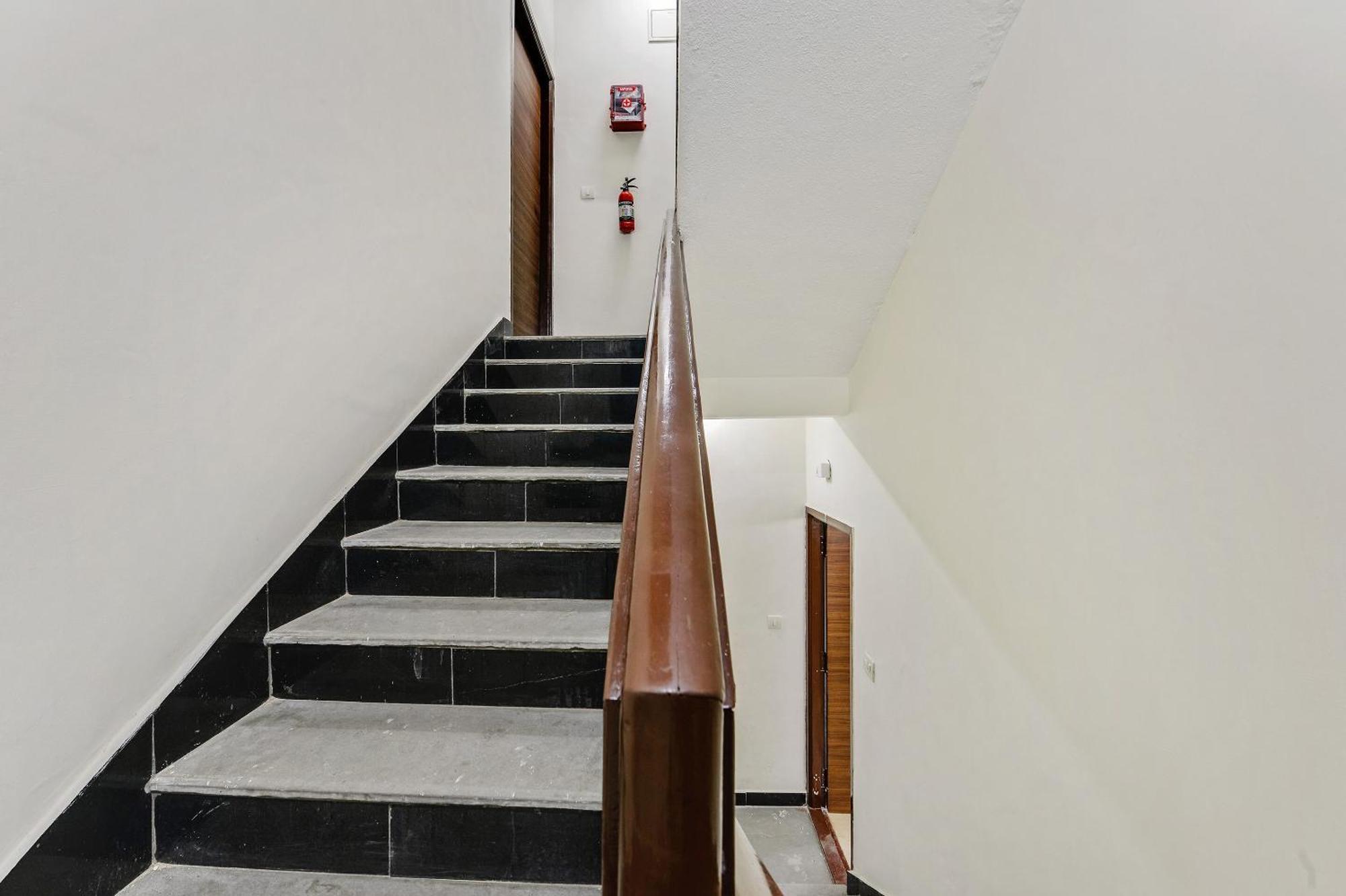 Hotel O Home G-Cloud Near Thirumangalam Metro Station Chennai Eksteriør billede